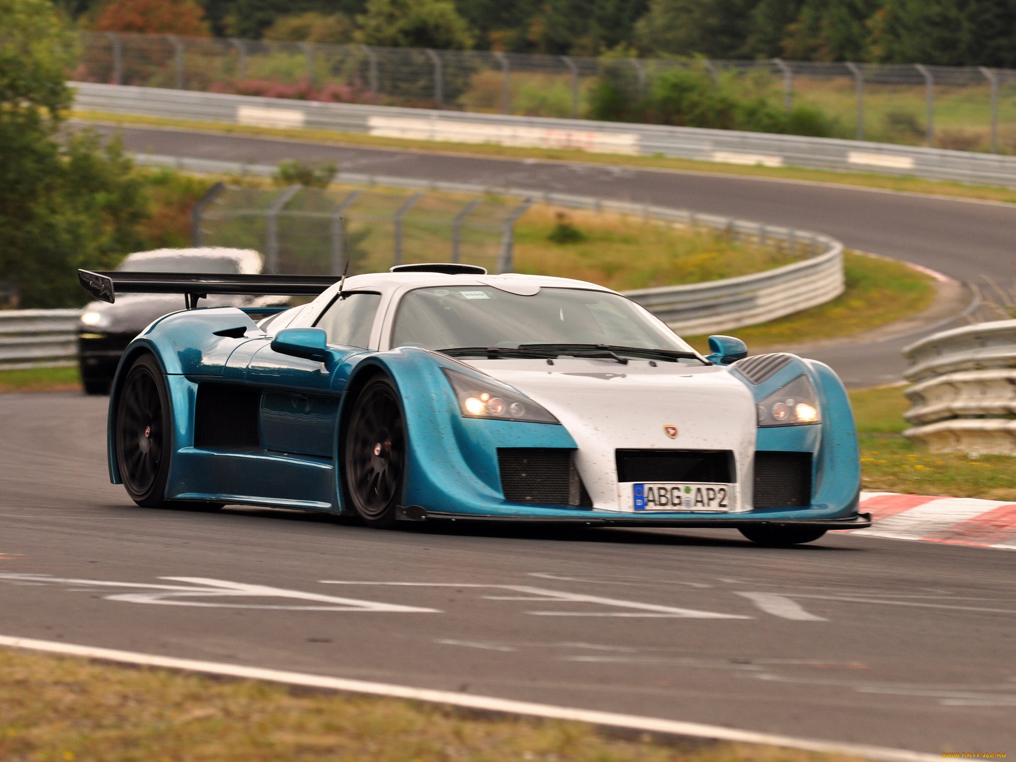 автомобили, gumpert