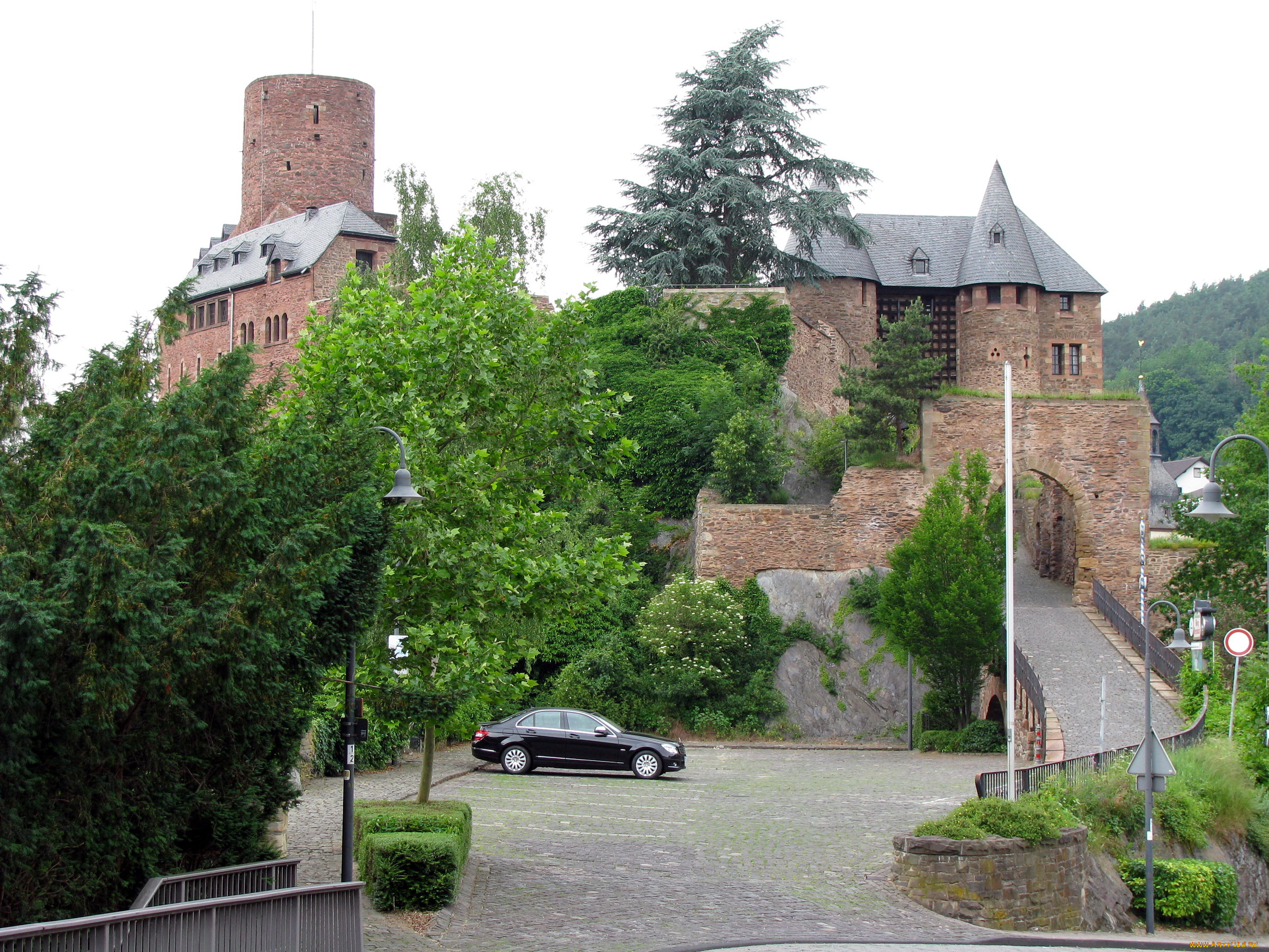 Maus Castle, Germany загрузить