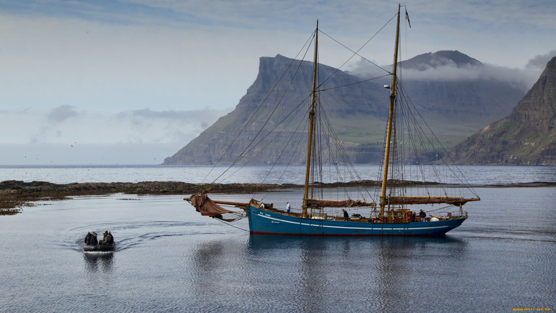 корабли, Яхты, дания, горы, лодка, бухта, faroe, islands, denmark, фарерские, острова