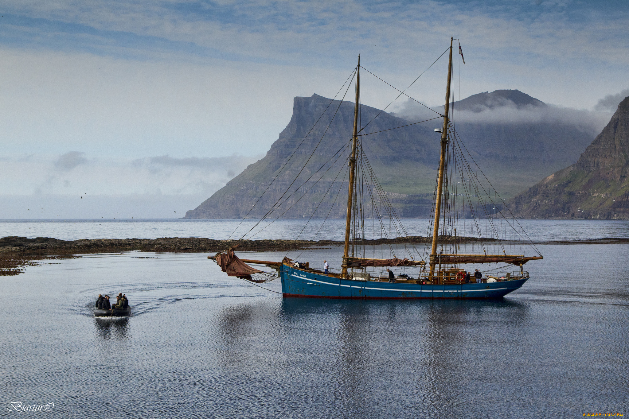 корабли, Яхты, дания, горы, лодка, бухта, faroe, islands, denmark, фарерские, острова