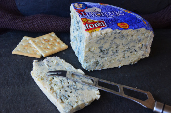 Картинка bleu+de+auvergne еда сырные+изделия сыр
