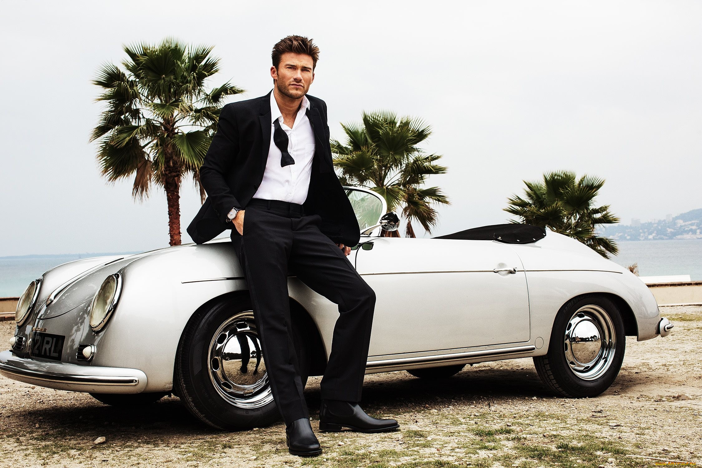 scott, eastwood, мужчины, скот, иствуд, кабриолет, машина, актер, пальмы, костюм, белый