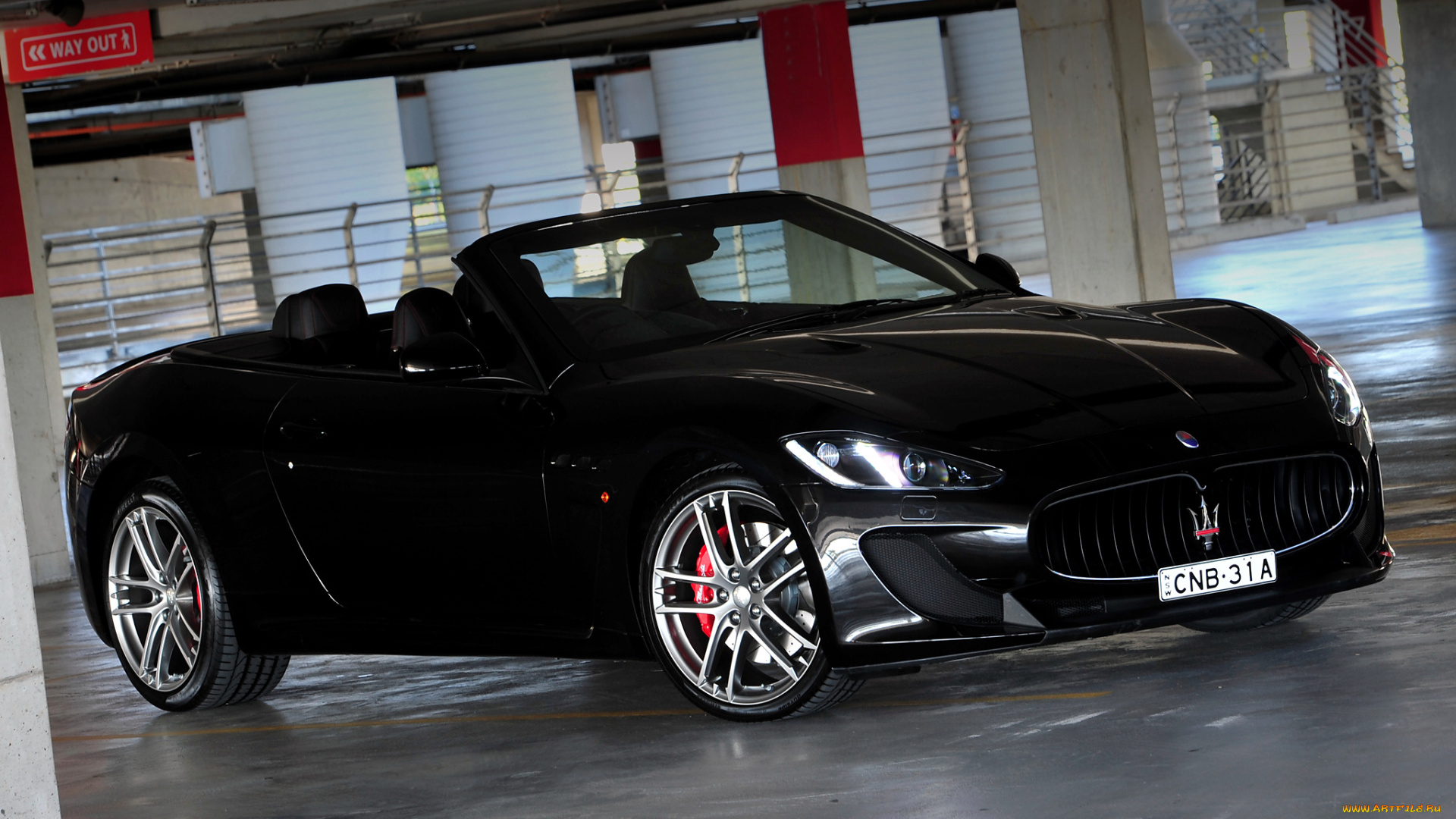 Maserati GRANCABRIO РѕР±РѕРё