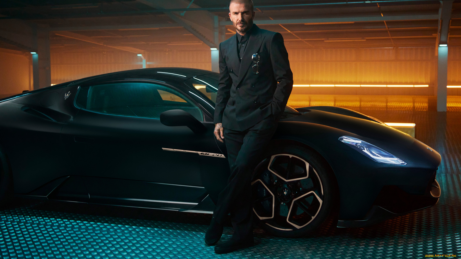 david, beckham, maserati, mc20, coupe, fuoriserie, edition, 2023, мужчины, david, beckham, дэвид, роберт, джозеф, бекхэм, футболист, полузащитник, костюм, ангар, суперкар, maserati, mc20, coupe, fuoriserie, edition, мазерати