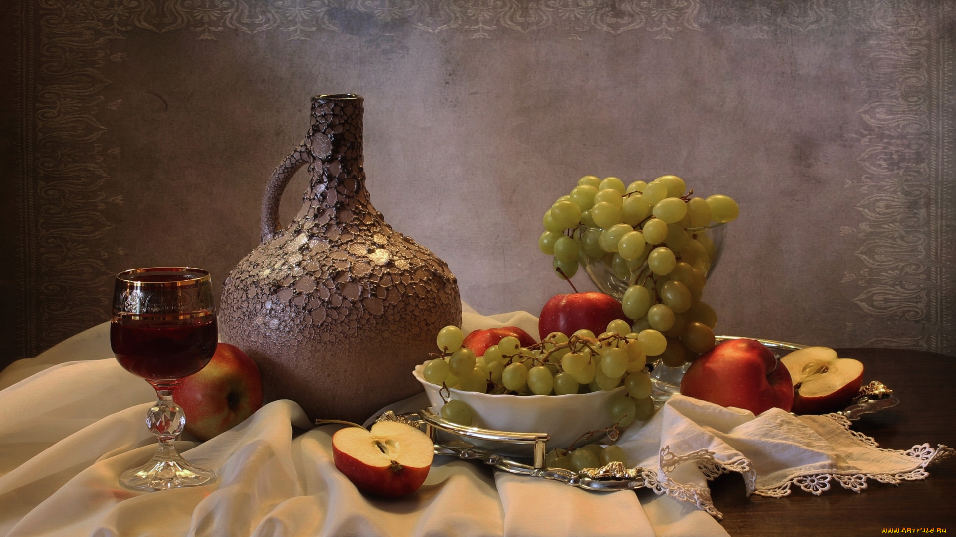 еда, фрукты, , ягоды, яблоки, виноград, вино, бокал, кувшин, натюрморт