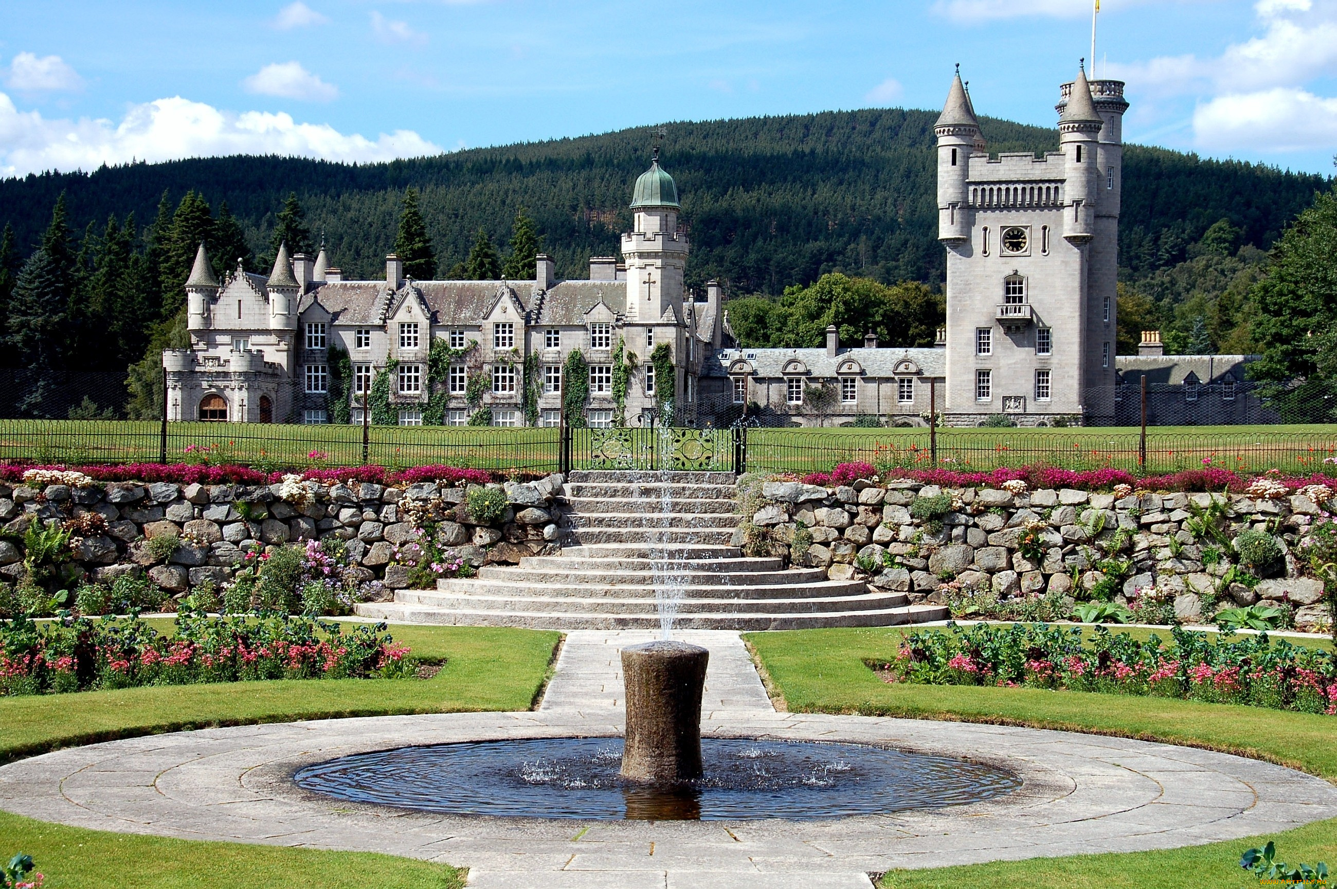 замок, балморал, шотландия, города, дворцы, замки, крепости, башни, фонтан, каменный