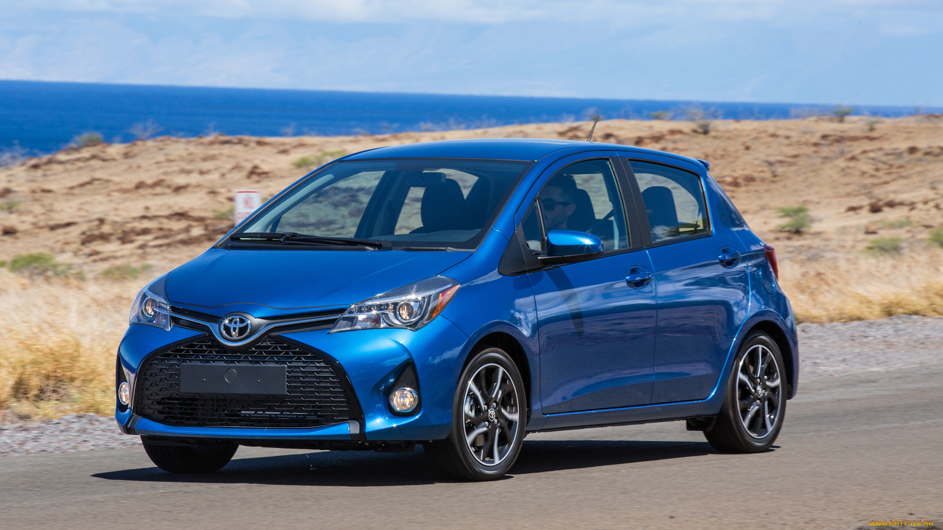 автомобили, toyota, yaris, 2015г, синий, us-spec, 5-door, se