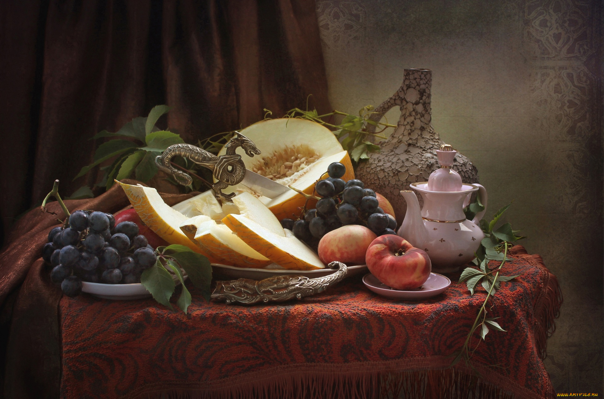 еда, натюрморт, чайник, дракон, персик, фрукты, дыня, виноград