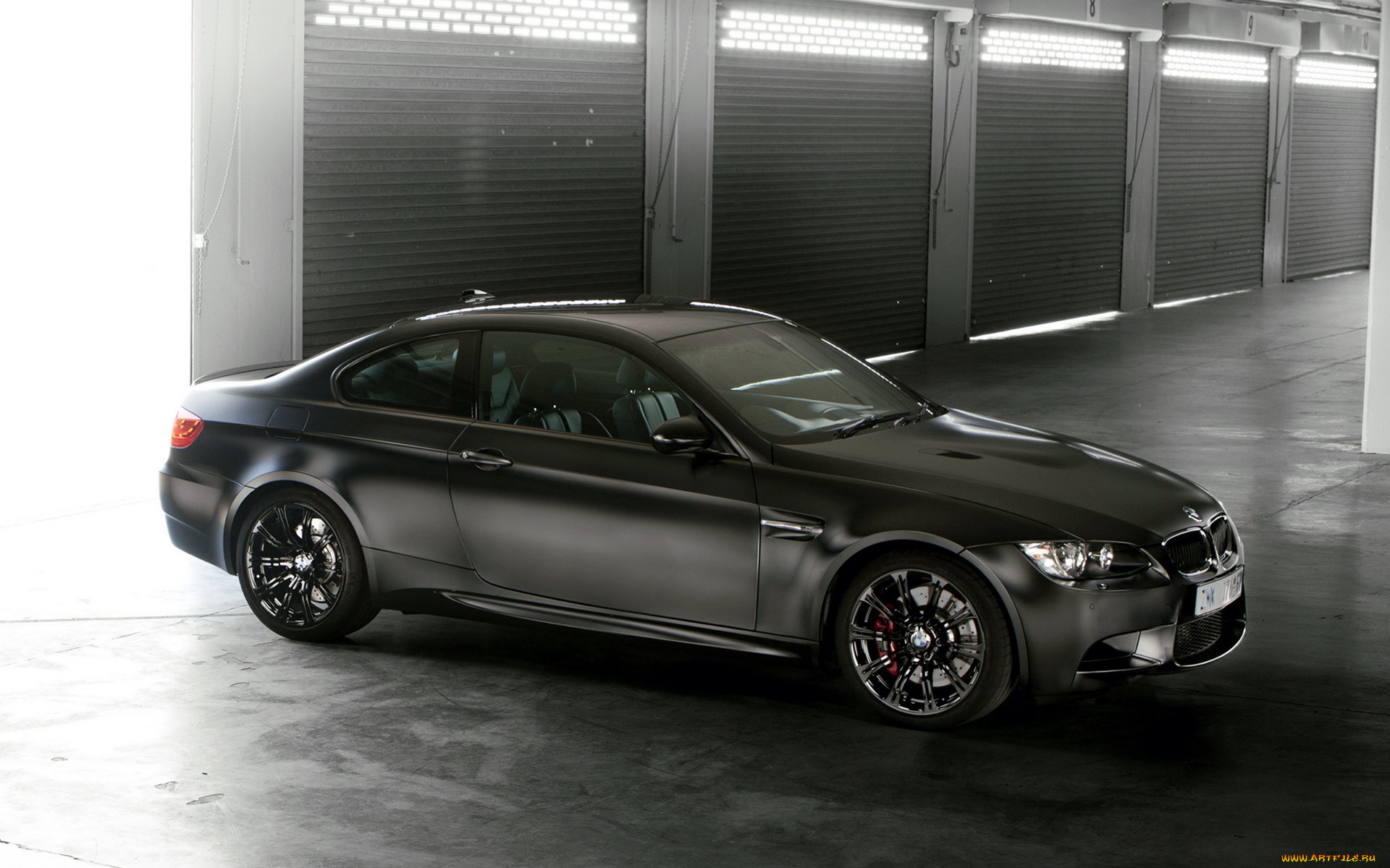 BMW черная M3 Coupe без смс
