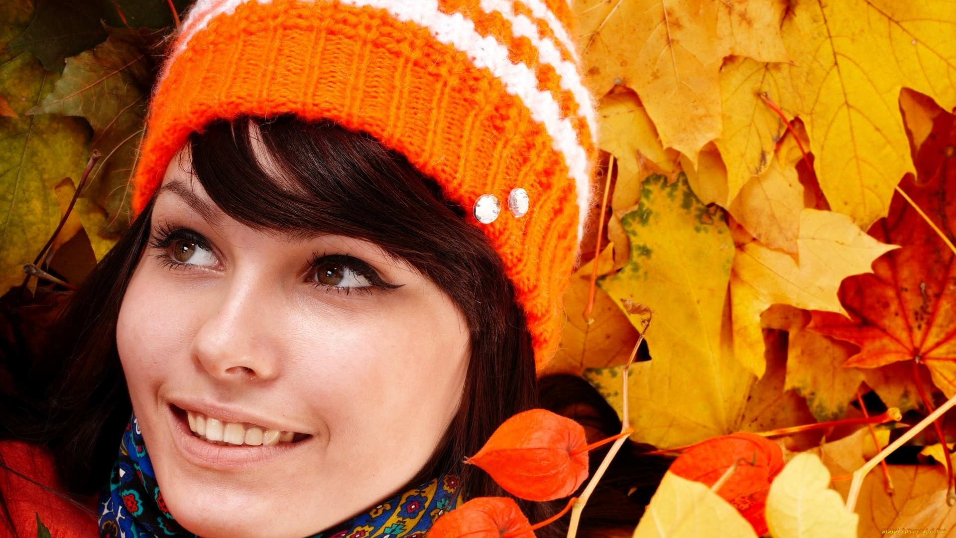 девушки, -, лица, , портреты, шатенка, шапка, лицо, листья, осень