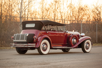 Картинка автомобили классика chrysler 1931г dual imperial cowl phaeton lebaron cg красный