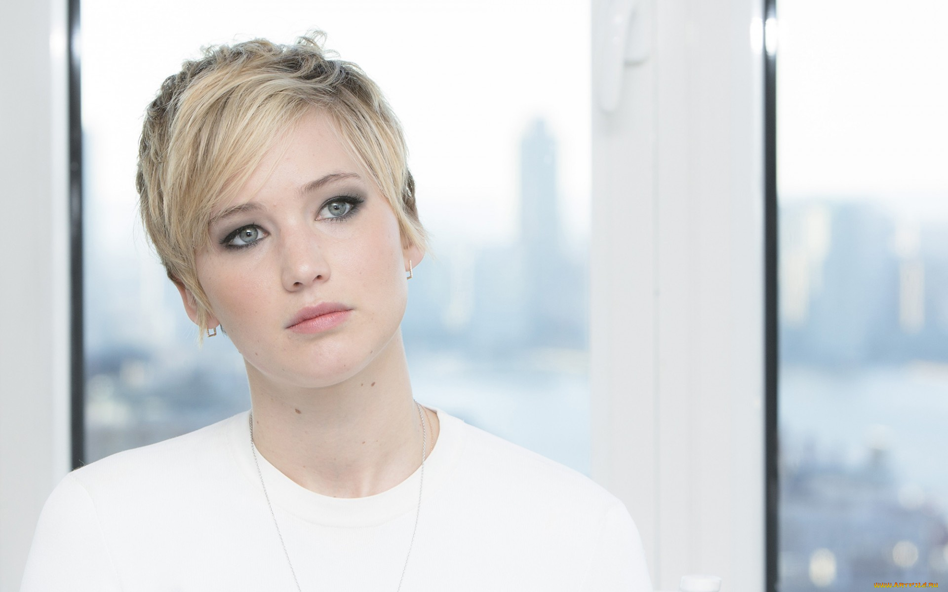 девушки, jennifer, lawrence, дженнифер, лоуренс, актриса, блондинка, окно