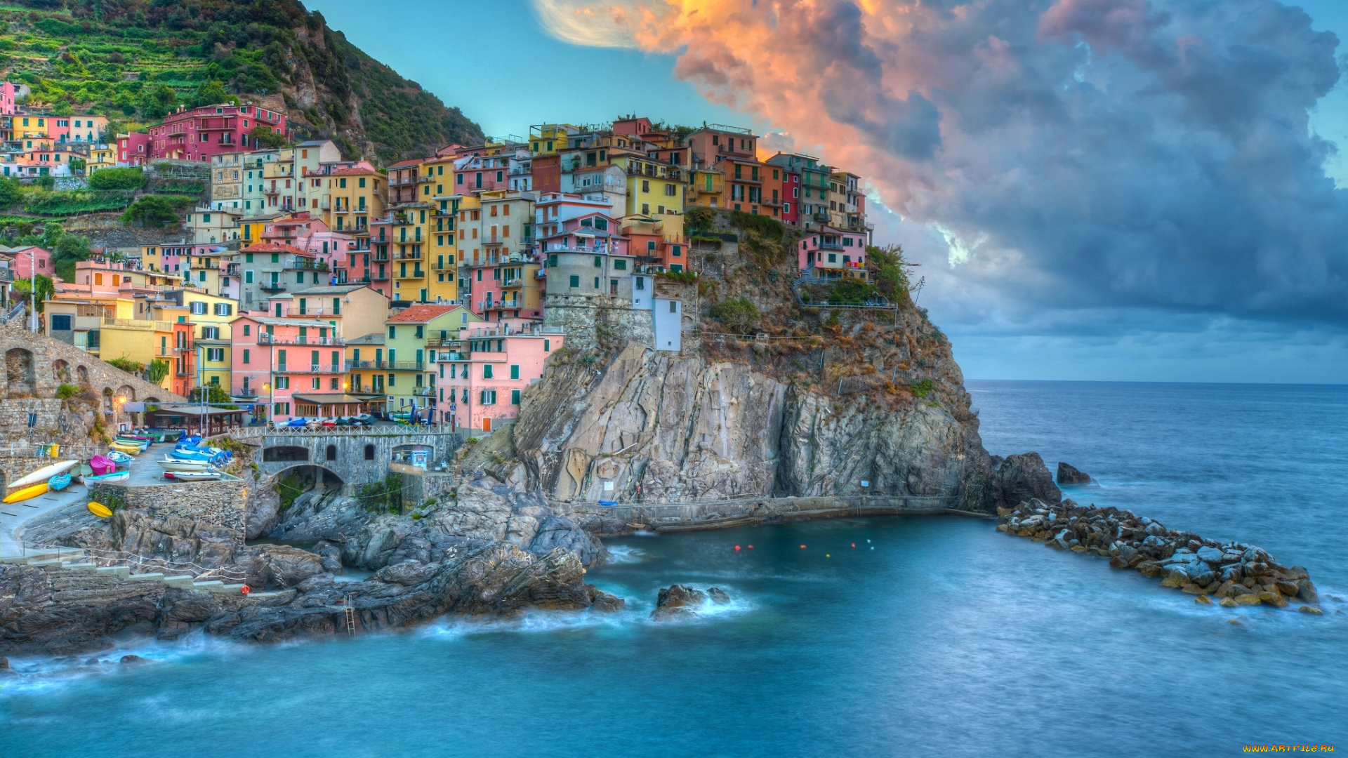 города, -, пейзажи, manarola, cinque, terre, italy, ligurian, sea, манарола, Чинкве-терре, италия, лигурийское, море, скалы, здания, облака, пейзаж, побережье