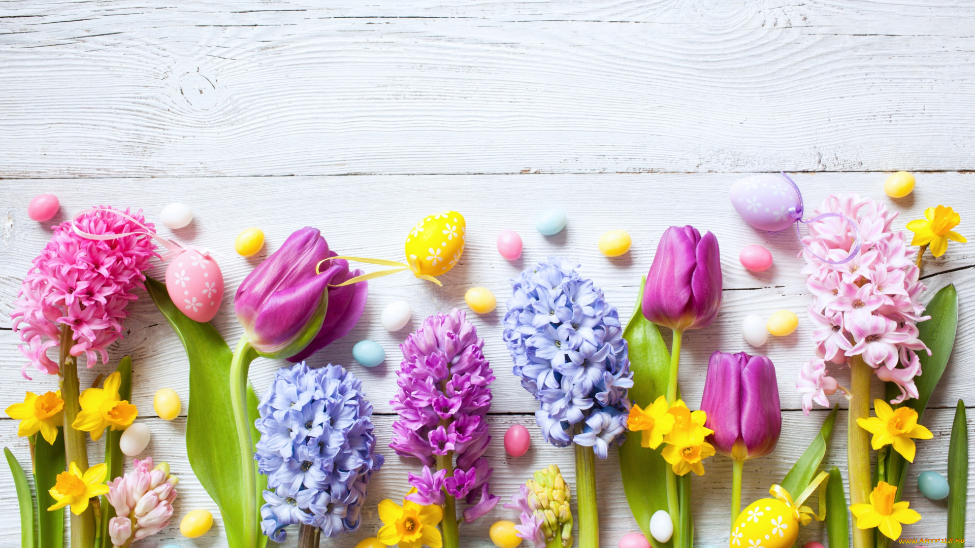 праздничные, пасха, wood, декор, цветы, eggs, жёлтые, flowers, праздник, тюльпаны, narcissus, candy, easter, гиацинты, нарциссы