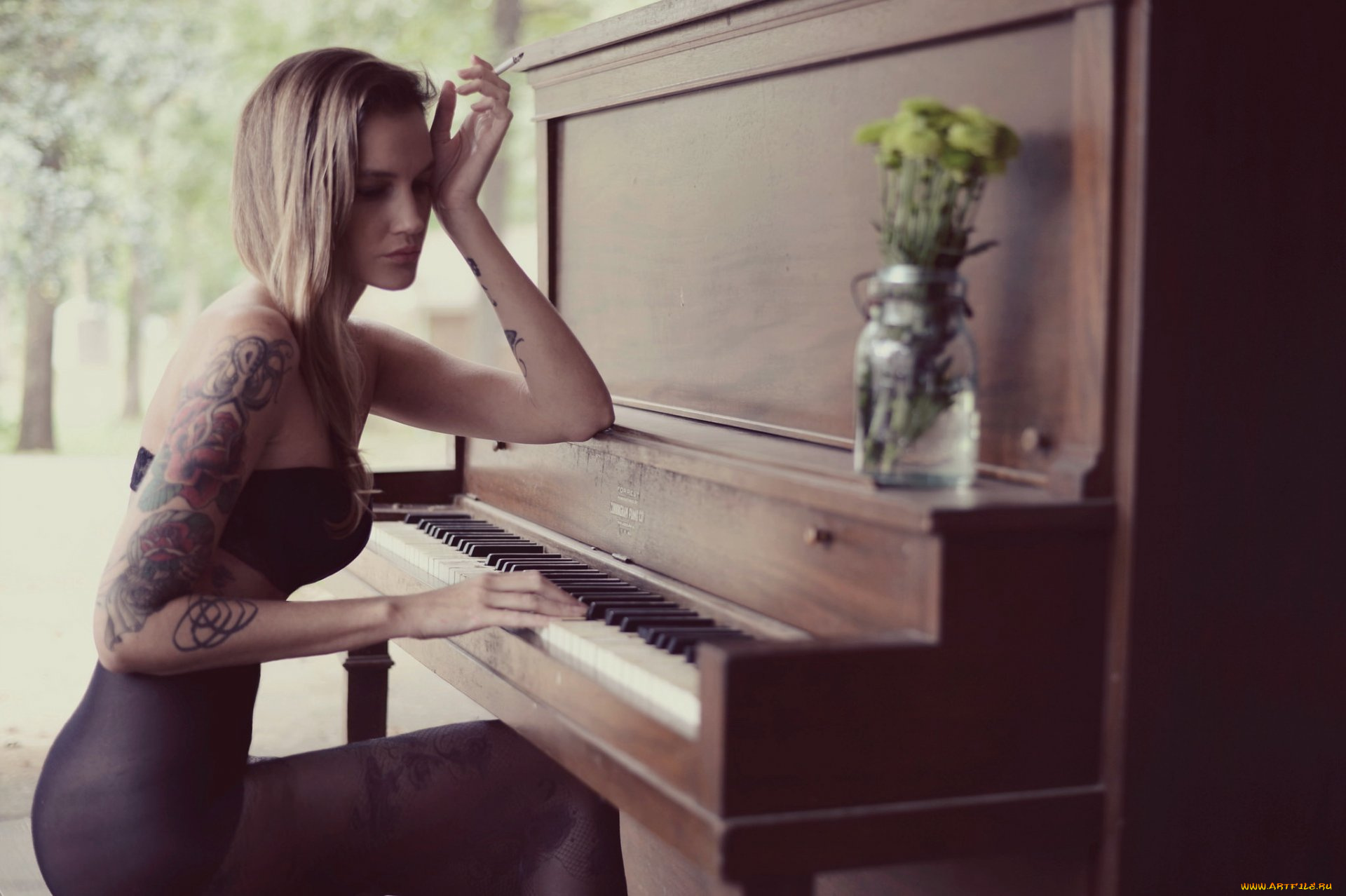 музыка, -другое, девушка, сигарета, цветы, тату, пианино