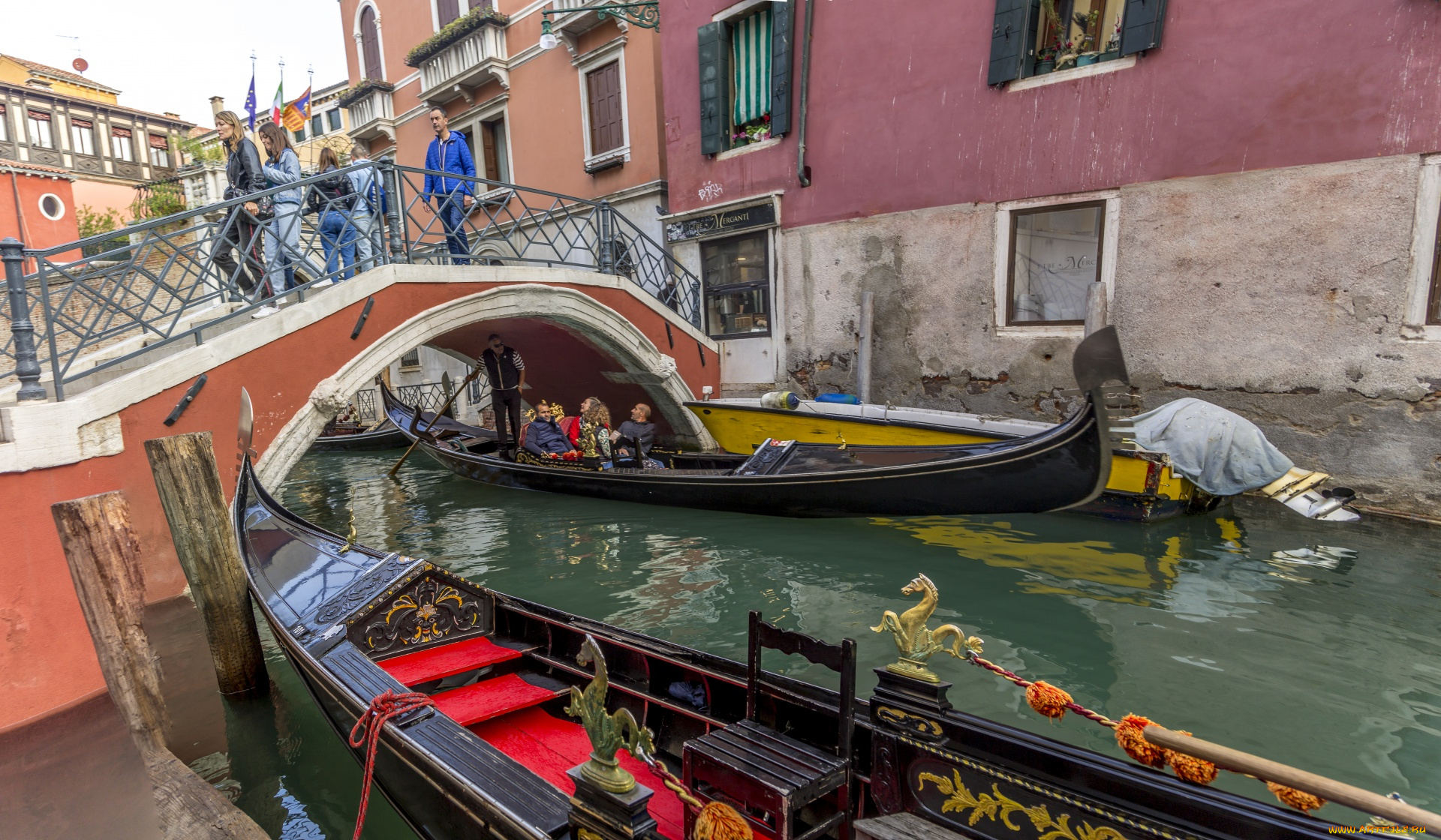 города, венеция, , италия, канал, гондолы, мостик, туристы