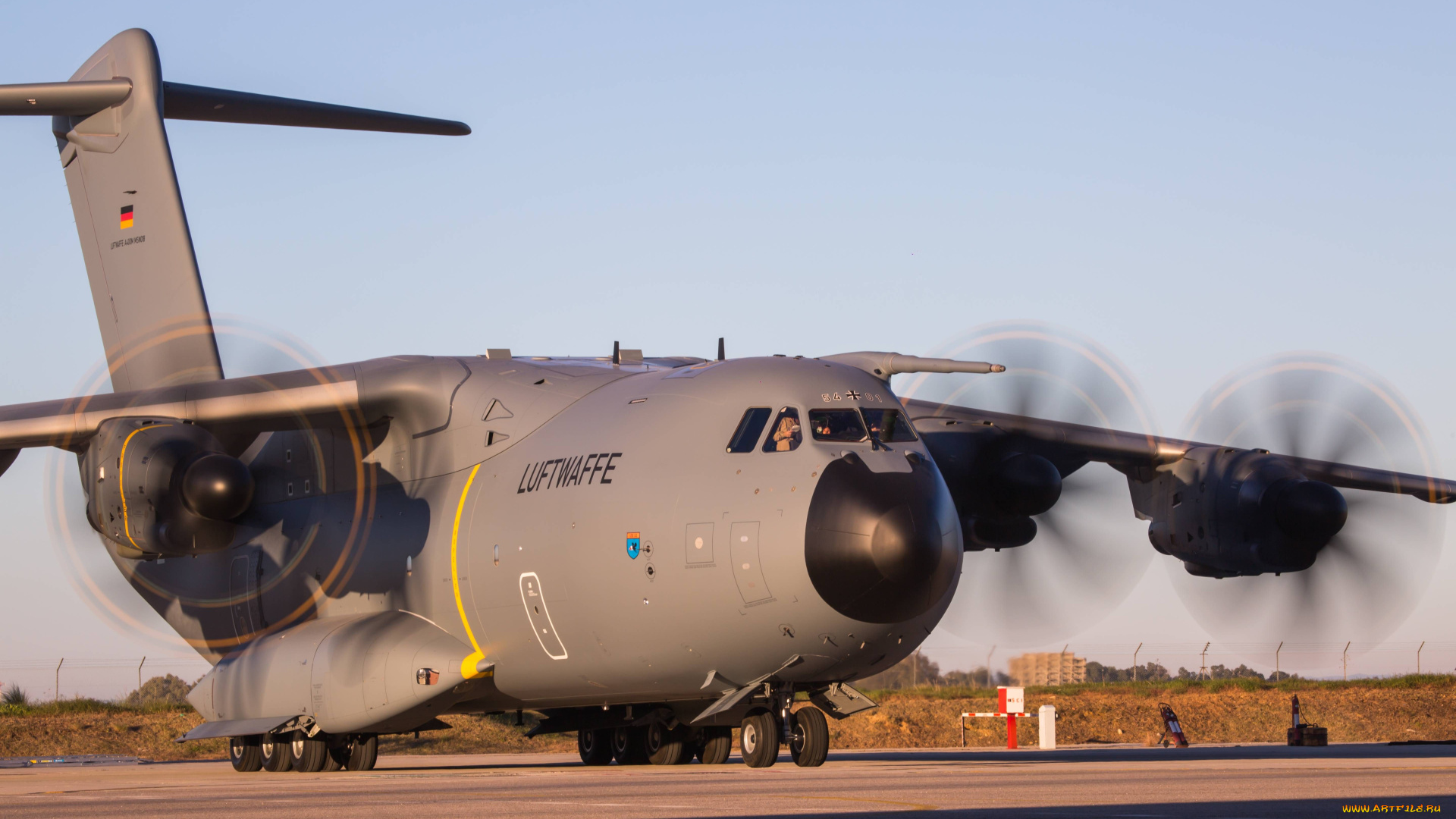 авиация, военно-транспортные, самолёты, airbus, a400m, atlas, четырeхмоторный, турбовинтовой, военно, транспортный