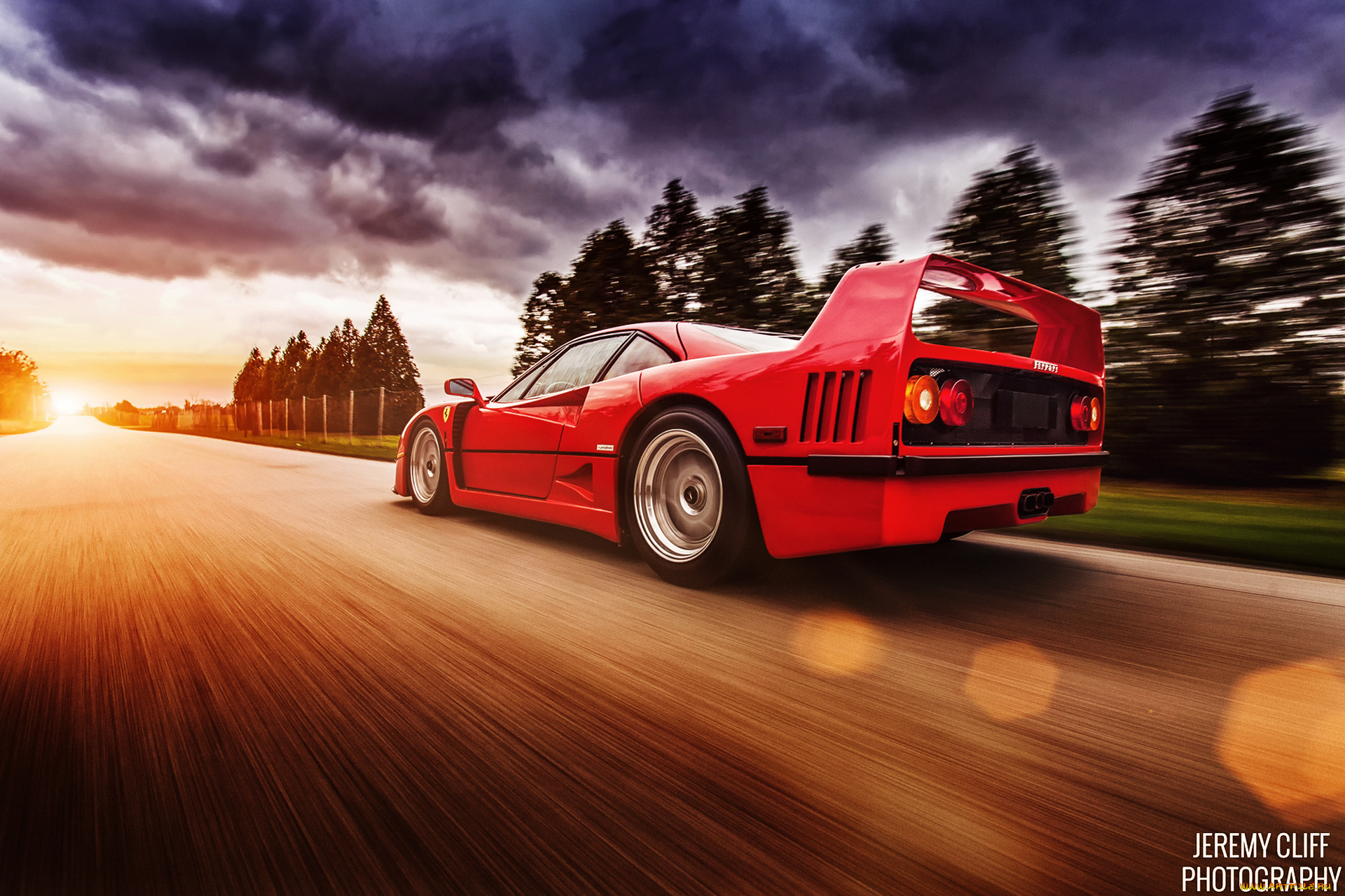 автомобили, ferrari, f40, красный, скорость, дорога, тучи, свет, блики