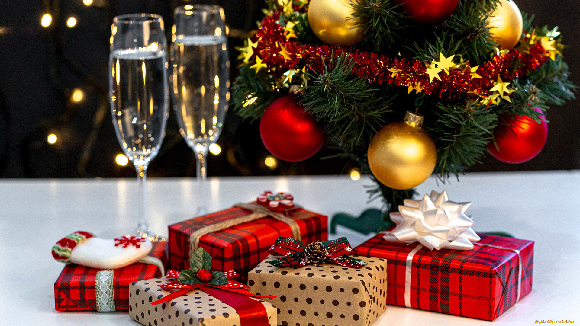 праздничные, подарки, и, коробочки, шарики, подарки, мишура, шампанское