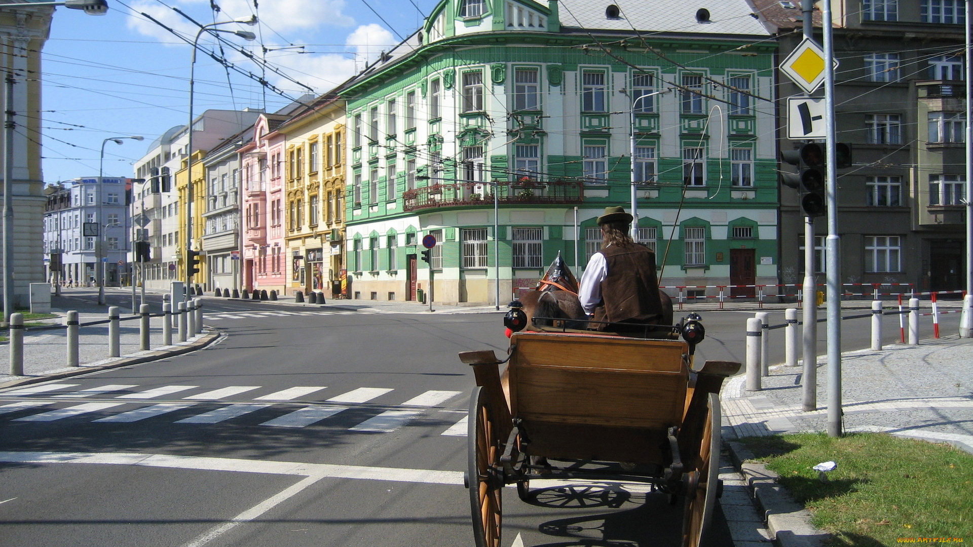 hradec, kralove, города, улицы, площади, набережные, дома, улица, повозка