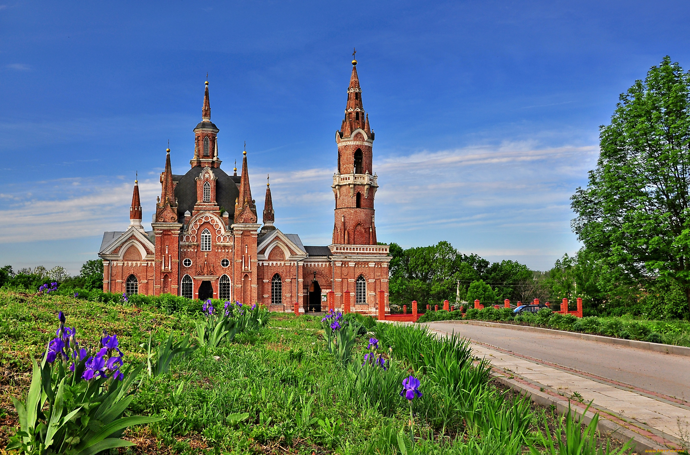 Готическая Церковь в Липецкой области