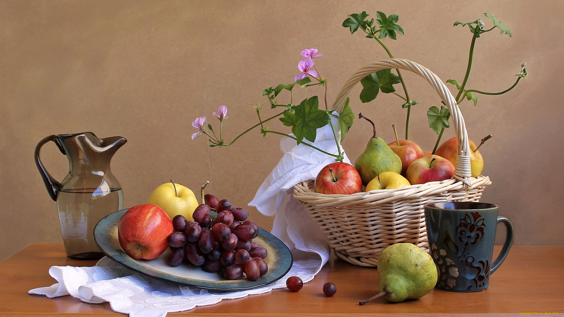 еда, натюрморт, виноград, груши, яблоки, кувшин, корзинка