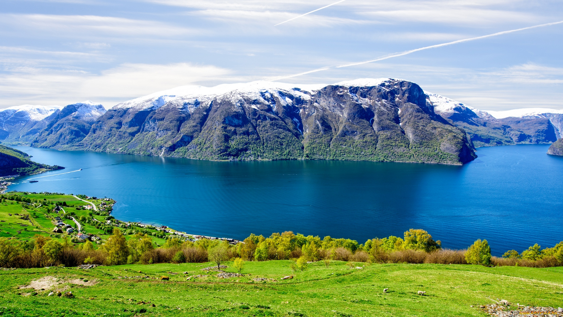 норвегия, природа, реки, озера, водоем, трава, деревья, облака, горы