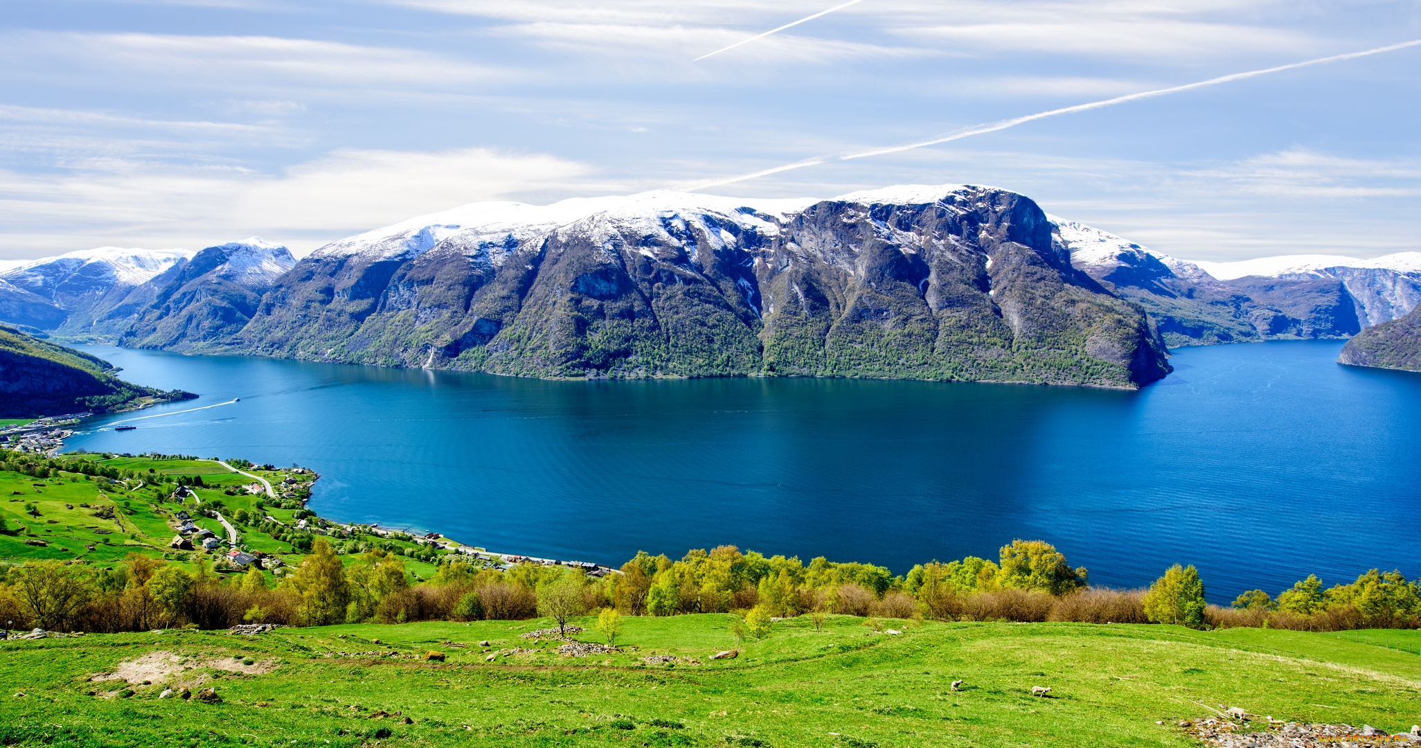 норвегия, природа, реки, озера, водоем, трава, деревья, облака, горы