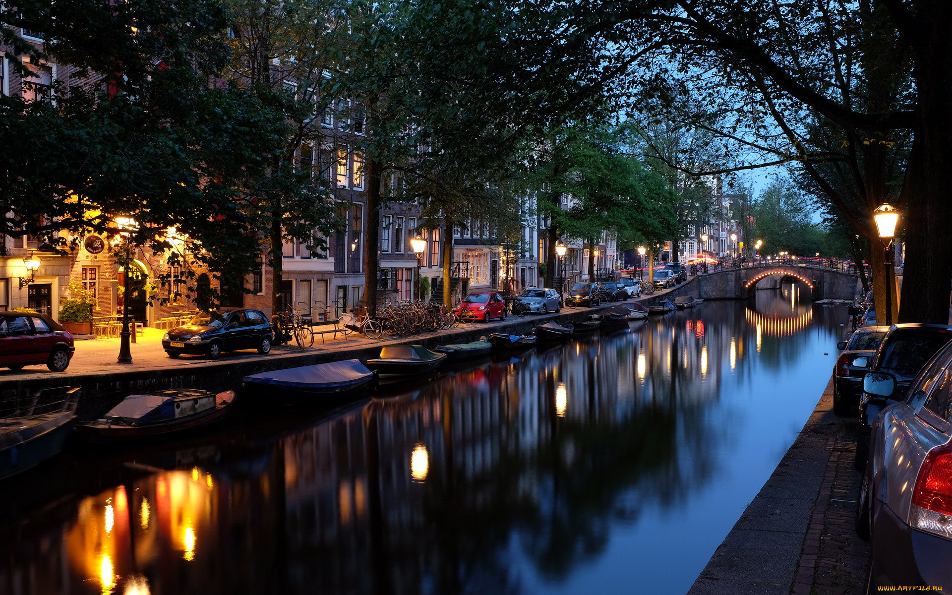 города, амстердам, , нидерланды, мостик, вечер, канал, автомобили, велосипеды, лодки