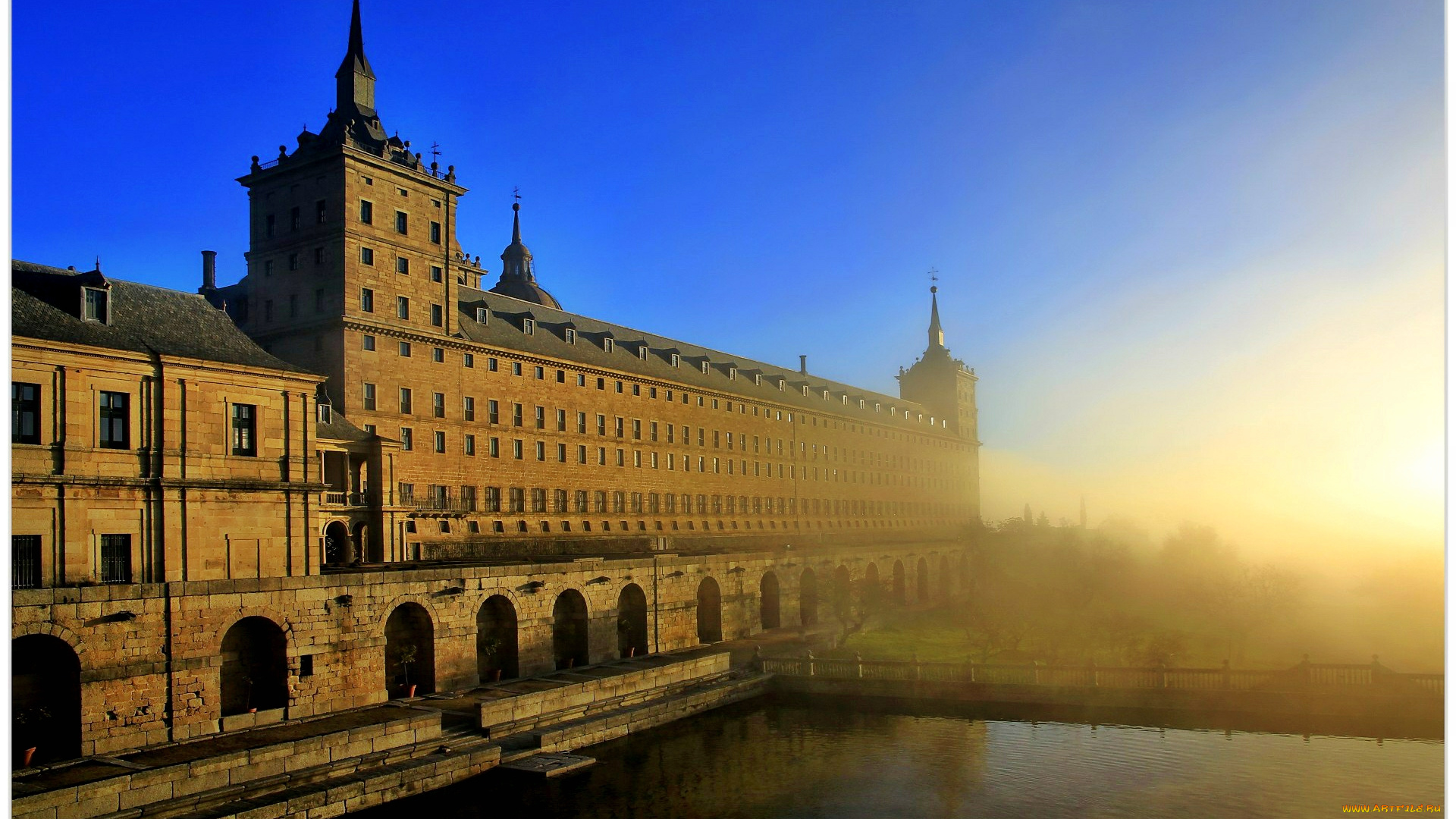 el, escorial, города, дворцы, замки, крепости, озеро, замок, туман, рассвет