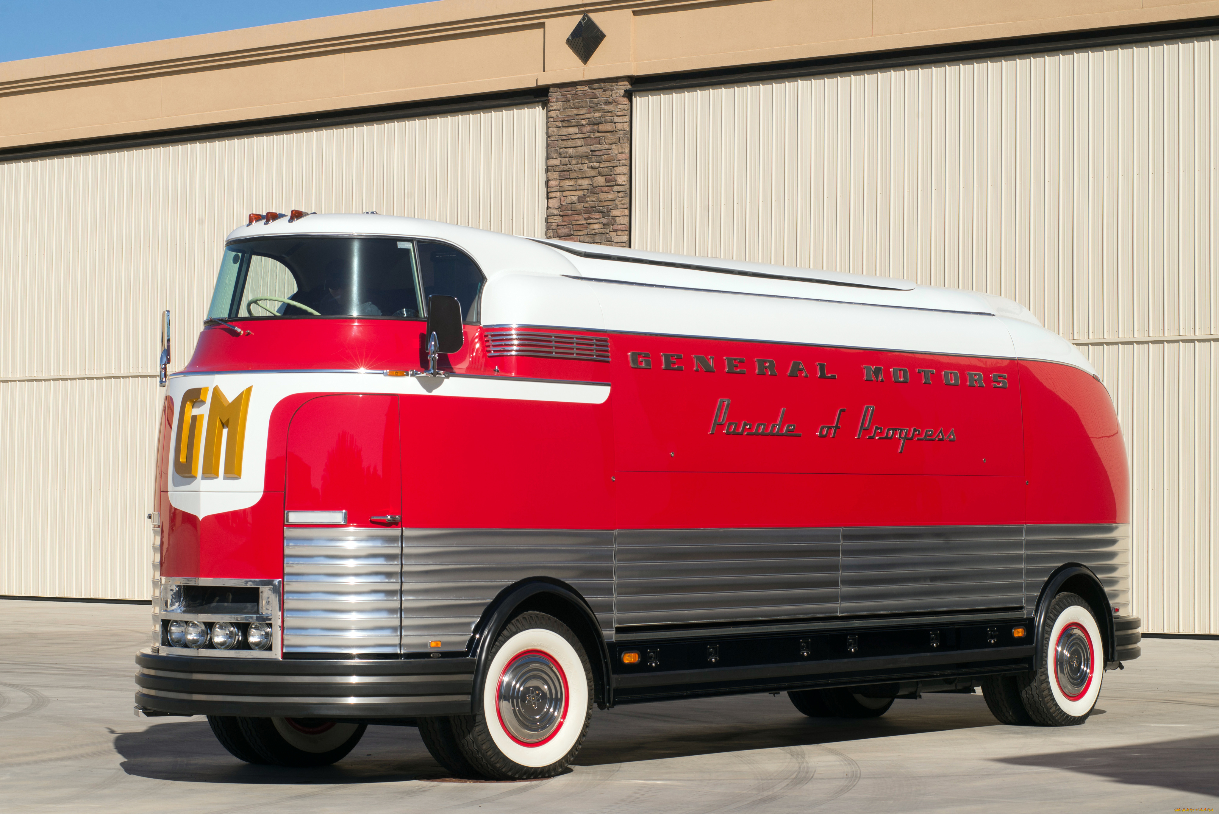 gm, futurliner, автомобили, gm-gmc, futurliner