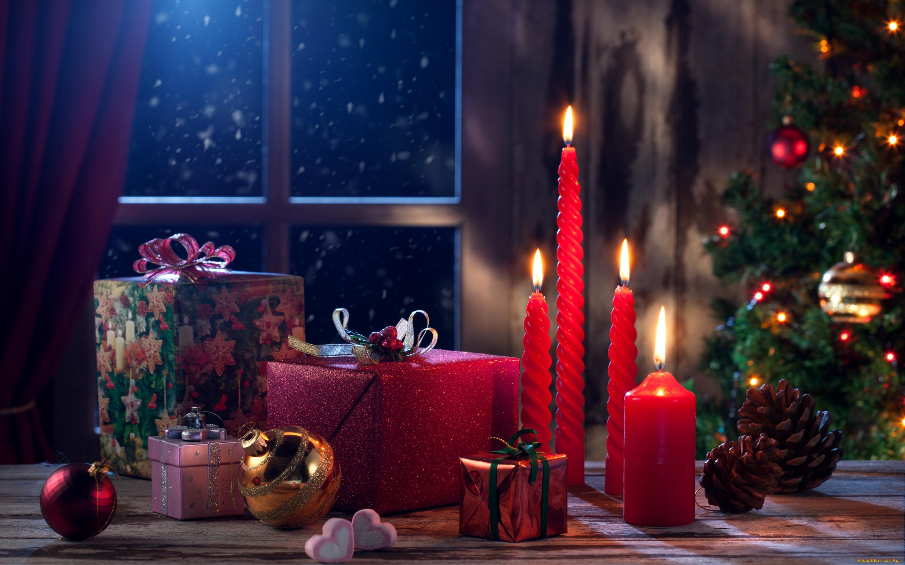 праздничные, новогодние, свечи, шарики, свечи, подарки, окно, ёлка, украшения, игрушки, шишки, елка