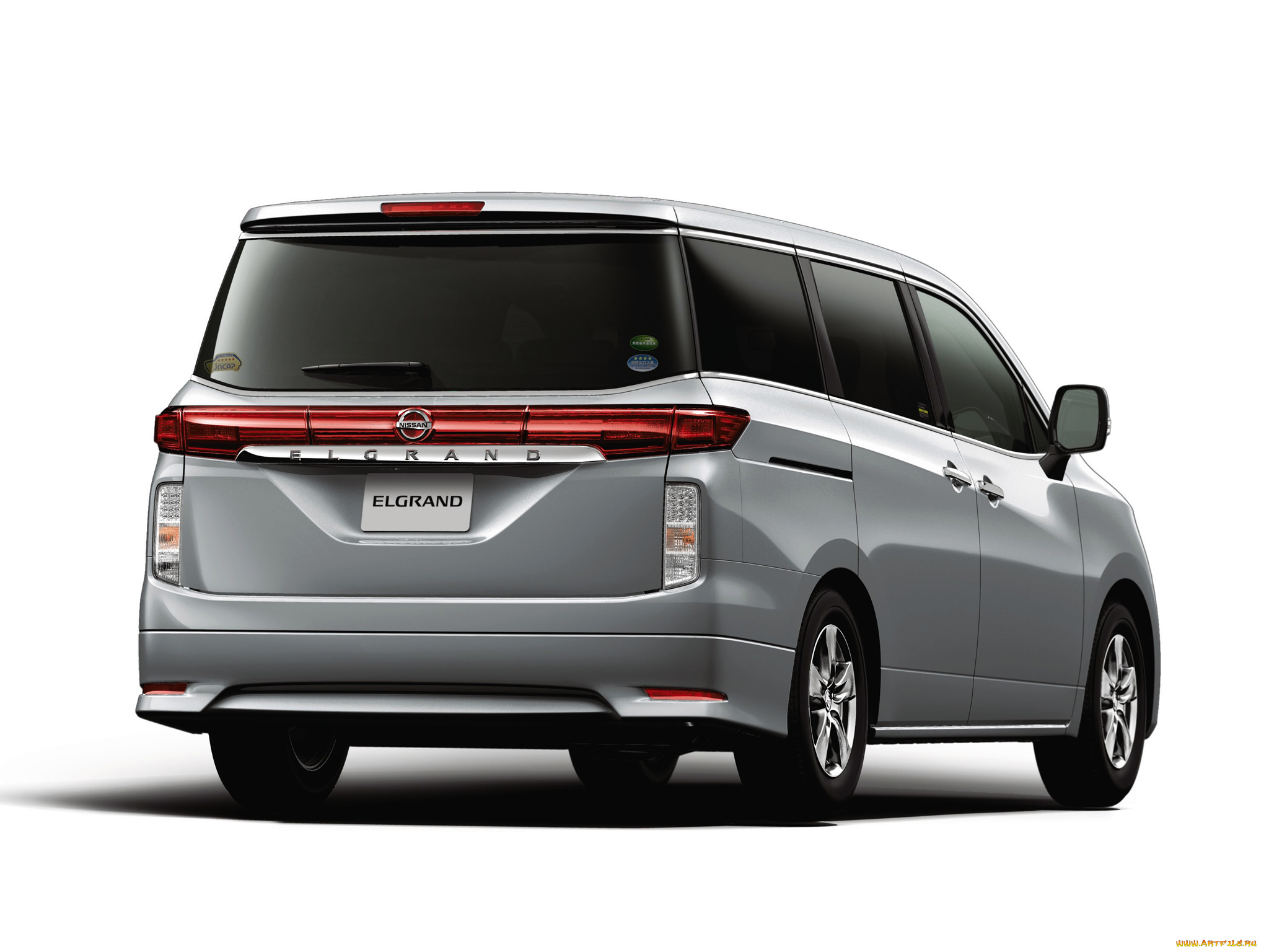 Nissan elgrand 3