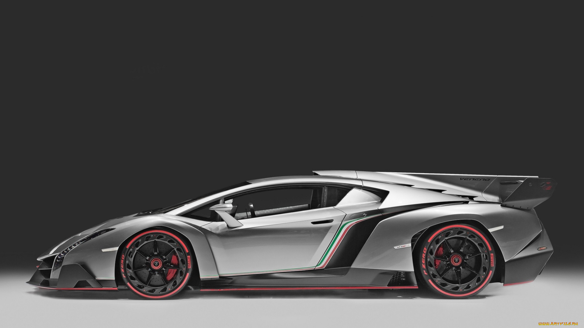 Скачать обои автомобили, lamborghini, флаг, италия, цвета, veneno, плавник  из раздела Автомобили, в разрешении 1920x1080