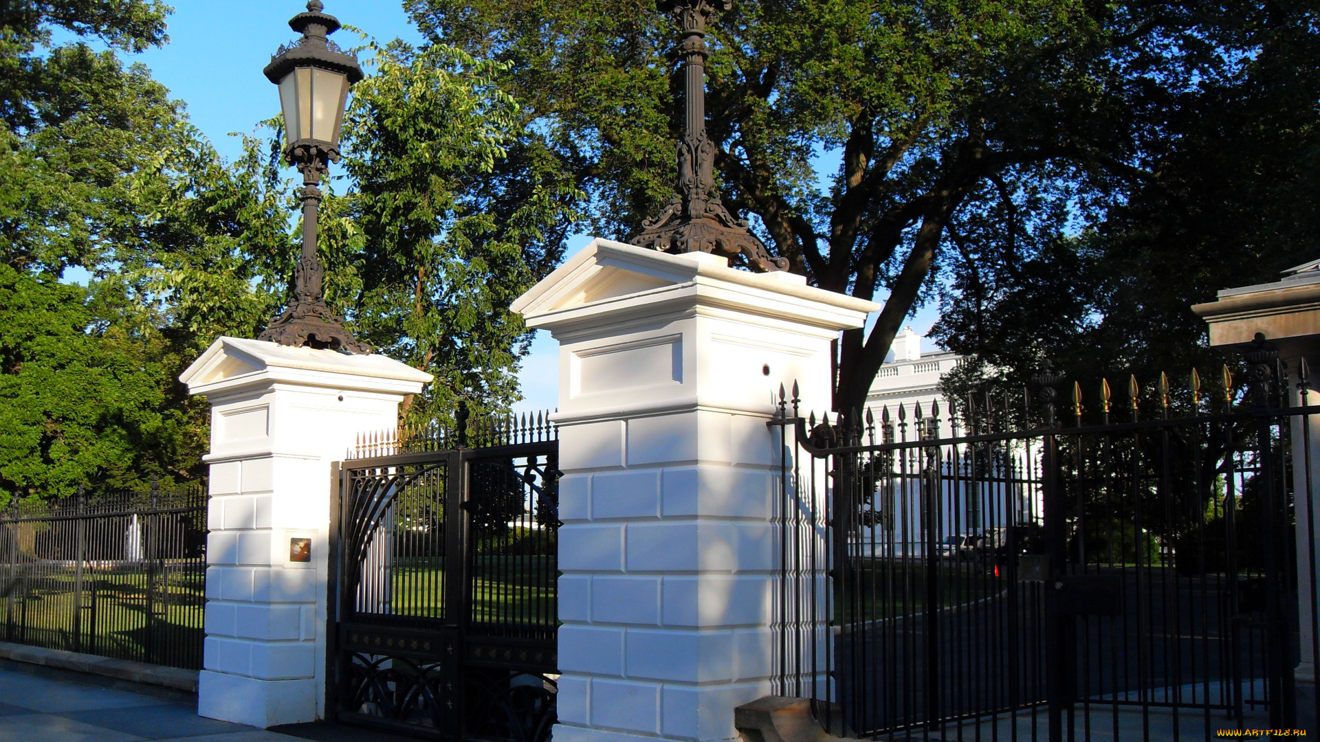 white, house, front, gate, разное, элементы, архитектуры, ворота