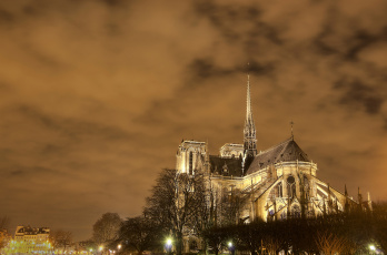 Notre Dame at Sunrise, Paris, France скачать