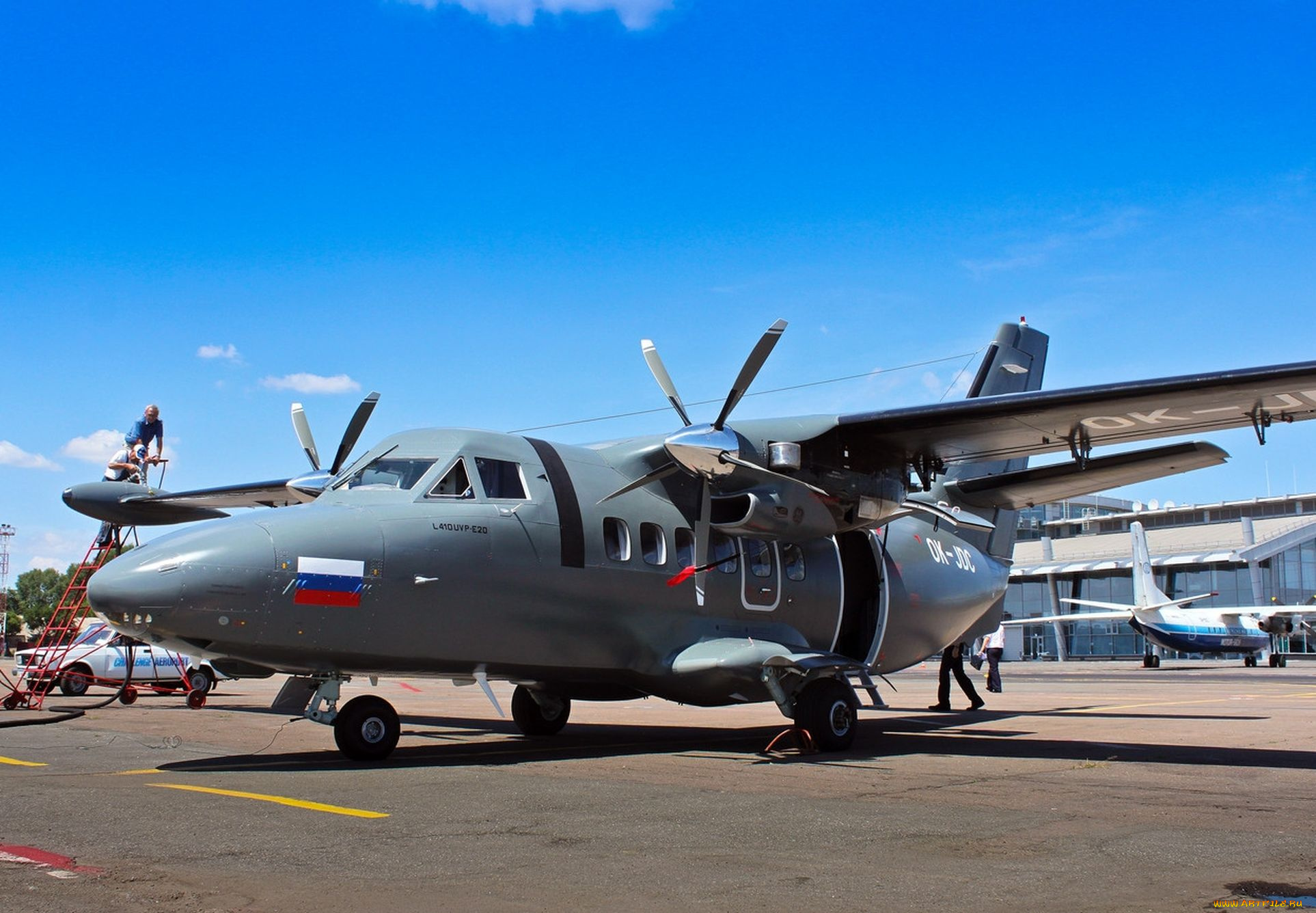 l-410, авиация, военно-транспортные, самолёты, самолёт