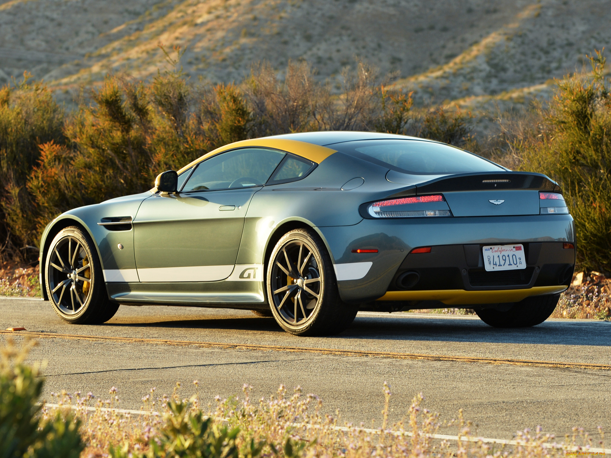 автомобили, aston, martin, v8, aston, martin, gt, vantage, 2014г